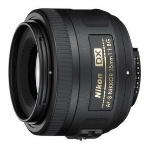 Nikon Nikkor Objektiivi